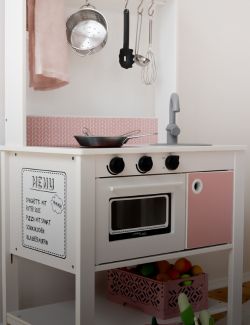 SPISIG play kitchen