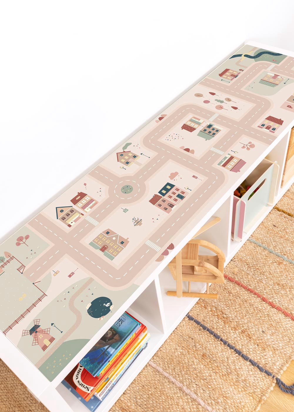 Ikea Kallax Regal mit Klebefolie Spielstraße Ikea Kallax Regal mit Klebefolie Spielstraße