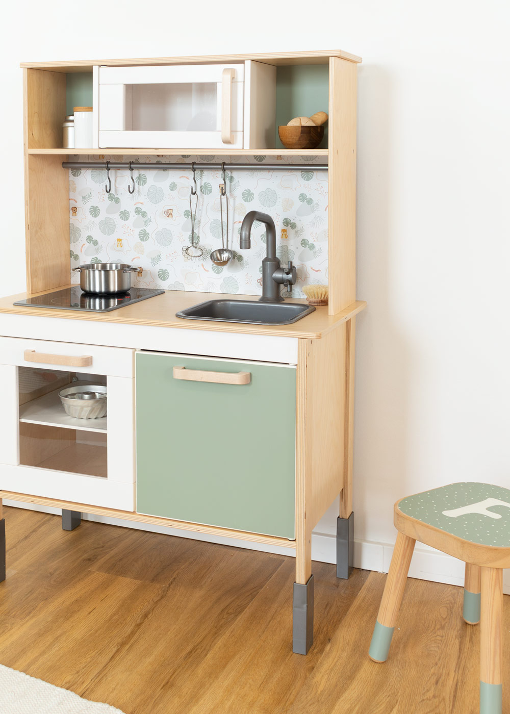 Günstige Möbelfolie Ikea Kinderküche Grüne Klebefolie für Ikea Kinderküche