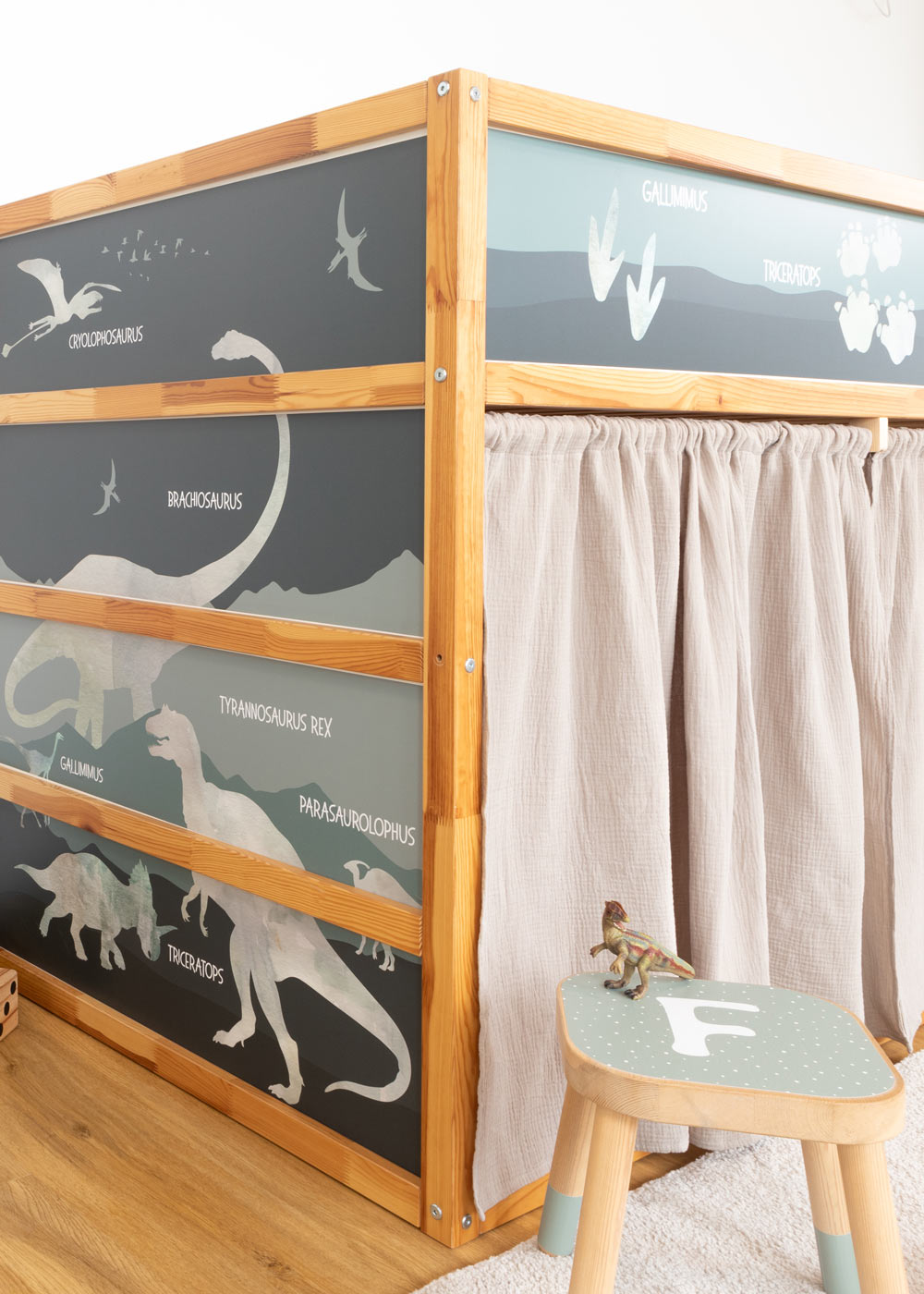 klebefolie ikea kura hochbett dinosaurier gruen 8 klebefolie ikea kura hochbett dinosaurier gruen 8