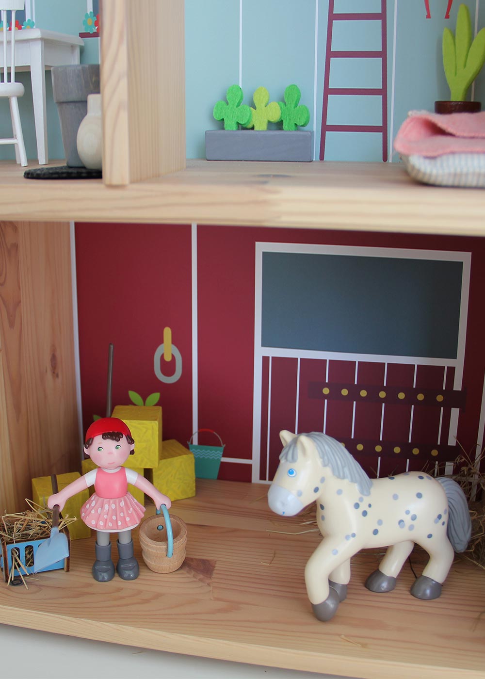 Ikea Flisat Puppenhaus Tapete Ponny Hus Teilansicht Pferd