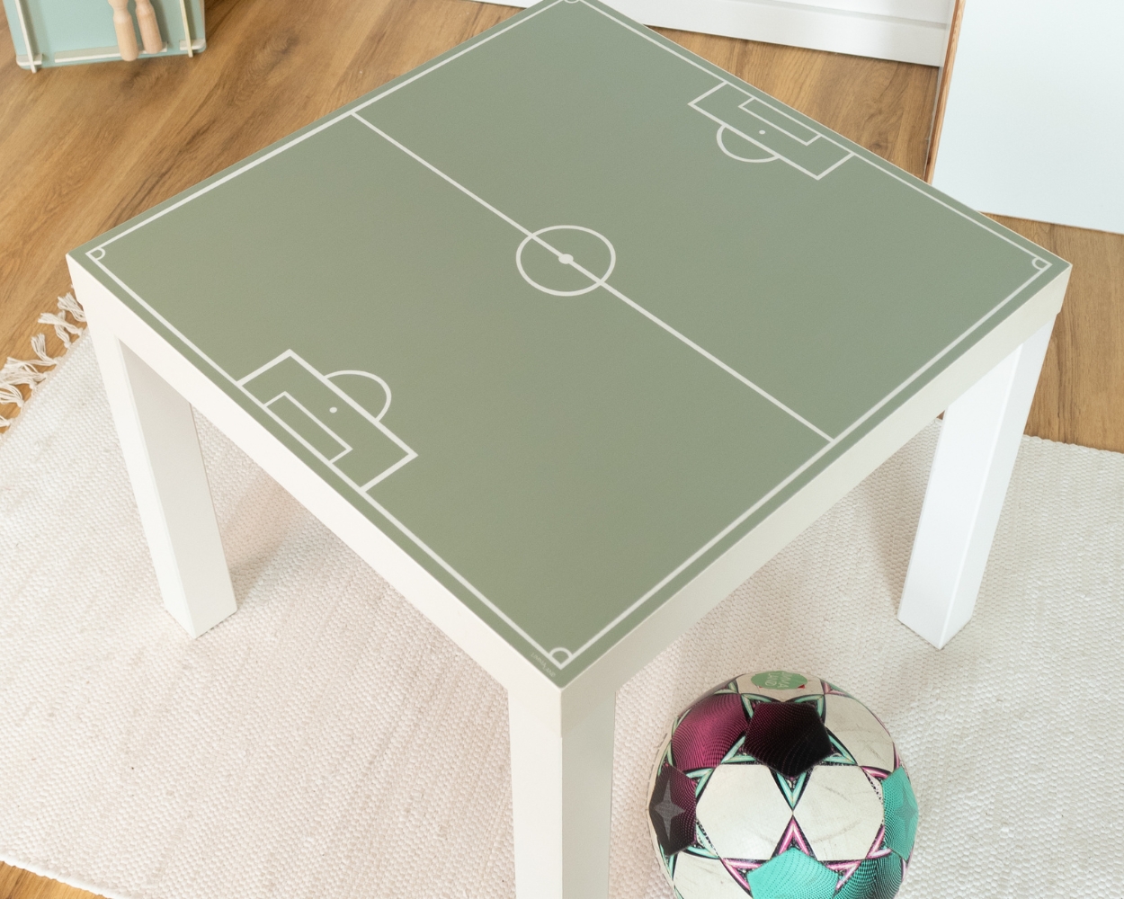 Fußball-Deko und Fußball-Zubehör für das Fußball Kinderzimmer mit passenden Klebefolien mit Fußallmotiven für dein Kinderzimmer Fußball Fußball-Deko und Fußball-Zubehör für das Fußball Kinderzimmer mit passenden Klebefolien mit Fußallmotiven für dein Kinderzimmer Fußball