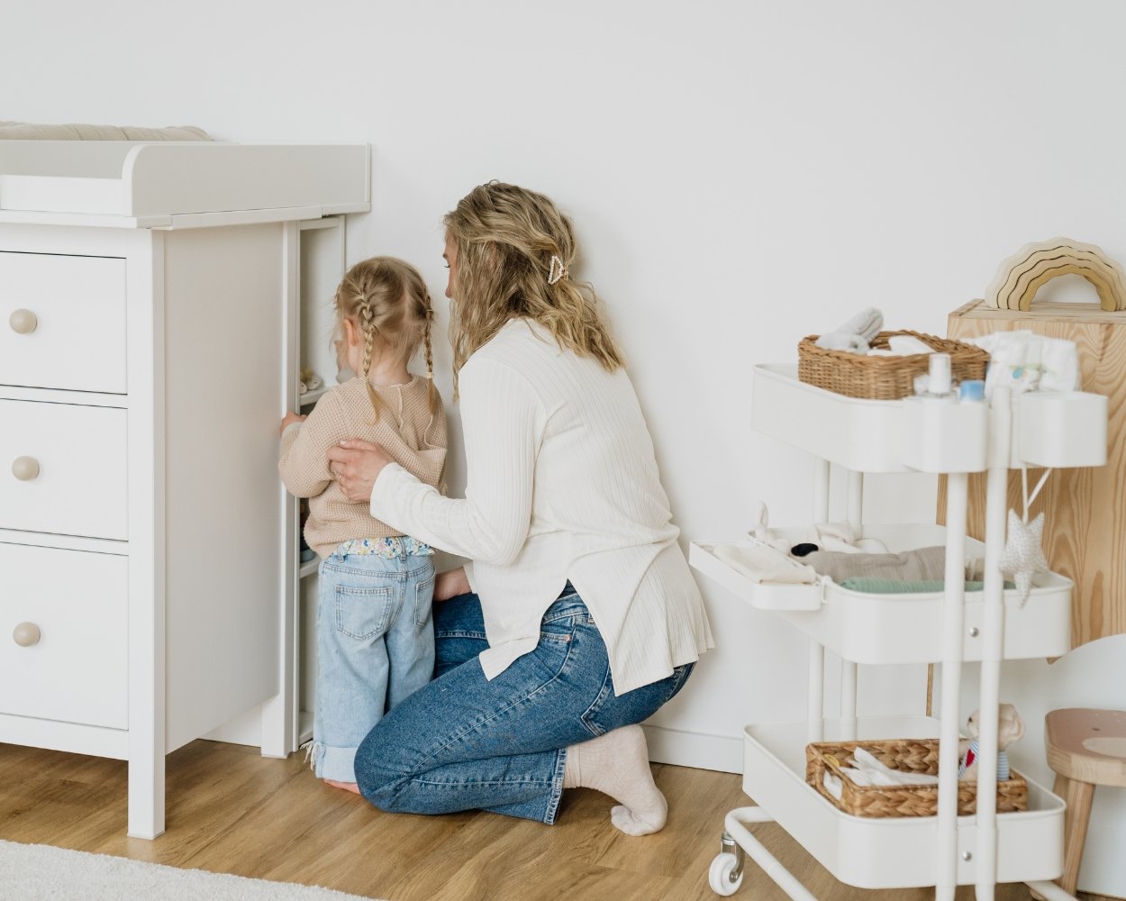 Set up and organize the changing unit