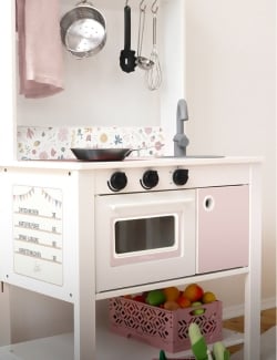 SPISIG play kitchen