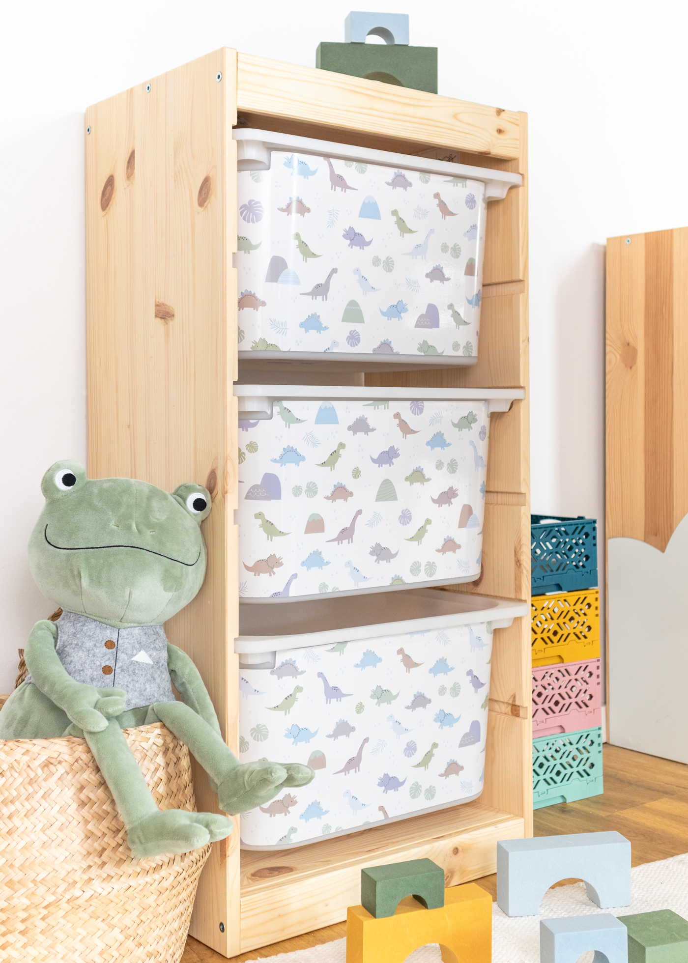 stickerset ikea trofast box mittel dino laengsseite 3er set 1 stickerset ikea trofast box mittel dino laengsseite 3er set