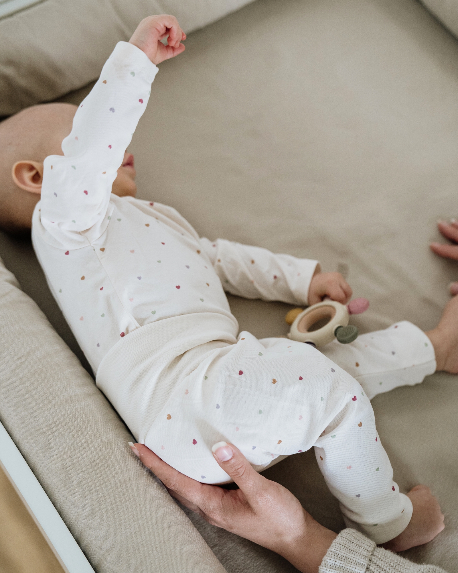 baby, onsie, fußwärmer?, gedruckt, schnullertier?