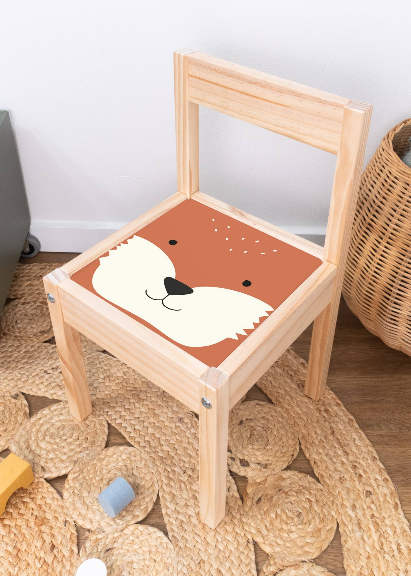 klebefolie-ikea-laett-kinderstuhl-tierig-fuchs-02