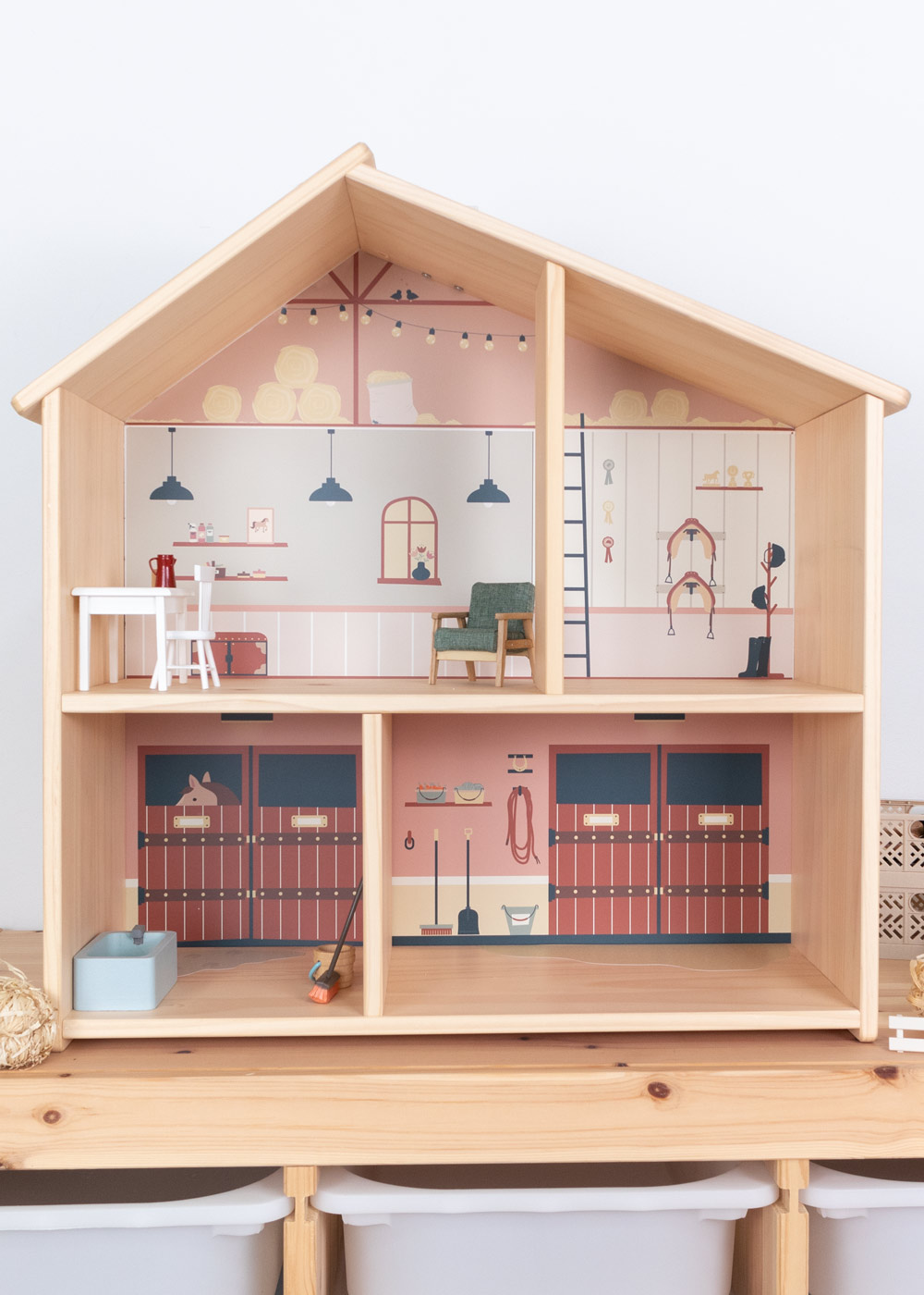 Puppenhaus Klebefolie Pferdestall Puppenhaus von Ikea mit Limmaland Klebefolie mit Pferdestall Motiv verschönern