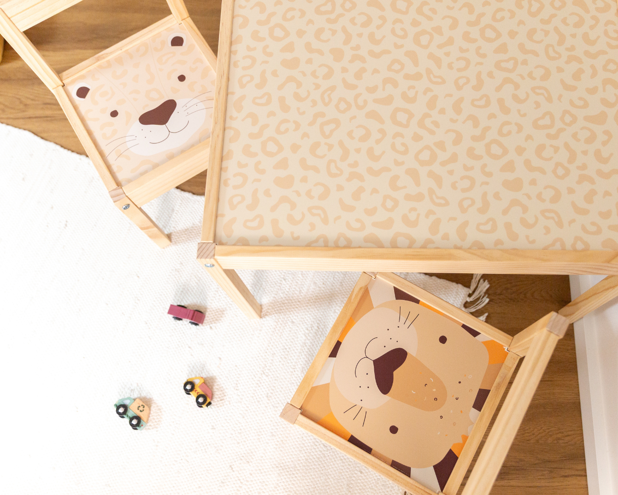 IKEA LÄTT Hocker mit Tieren IKEA LÄTT Hocker mit Tieren
