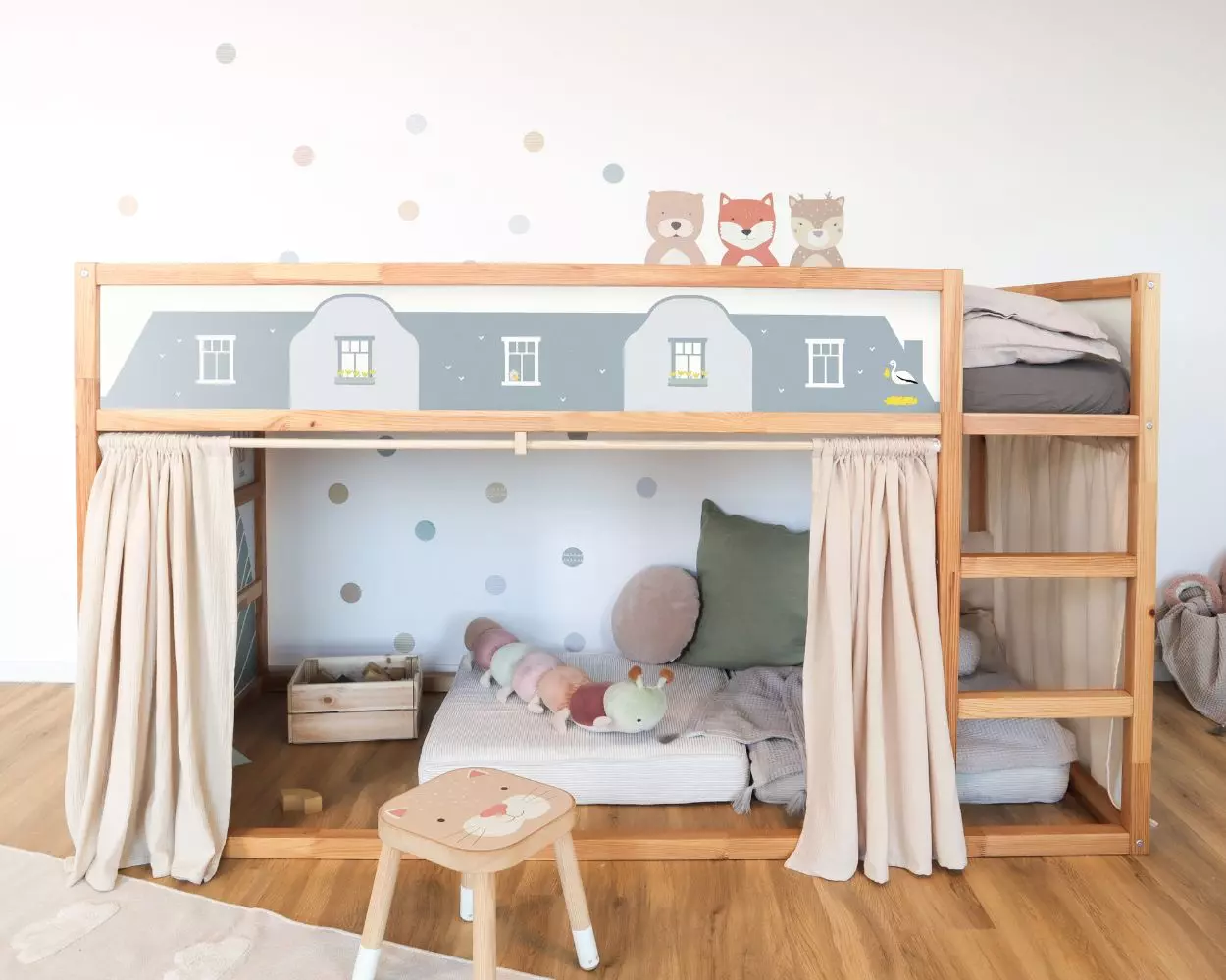 Furnishing a small children's room