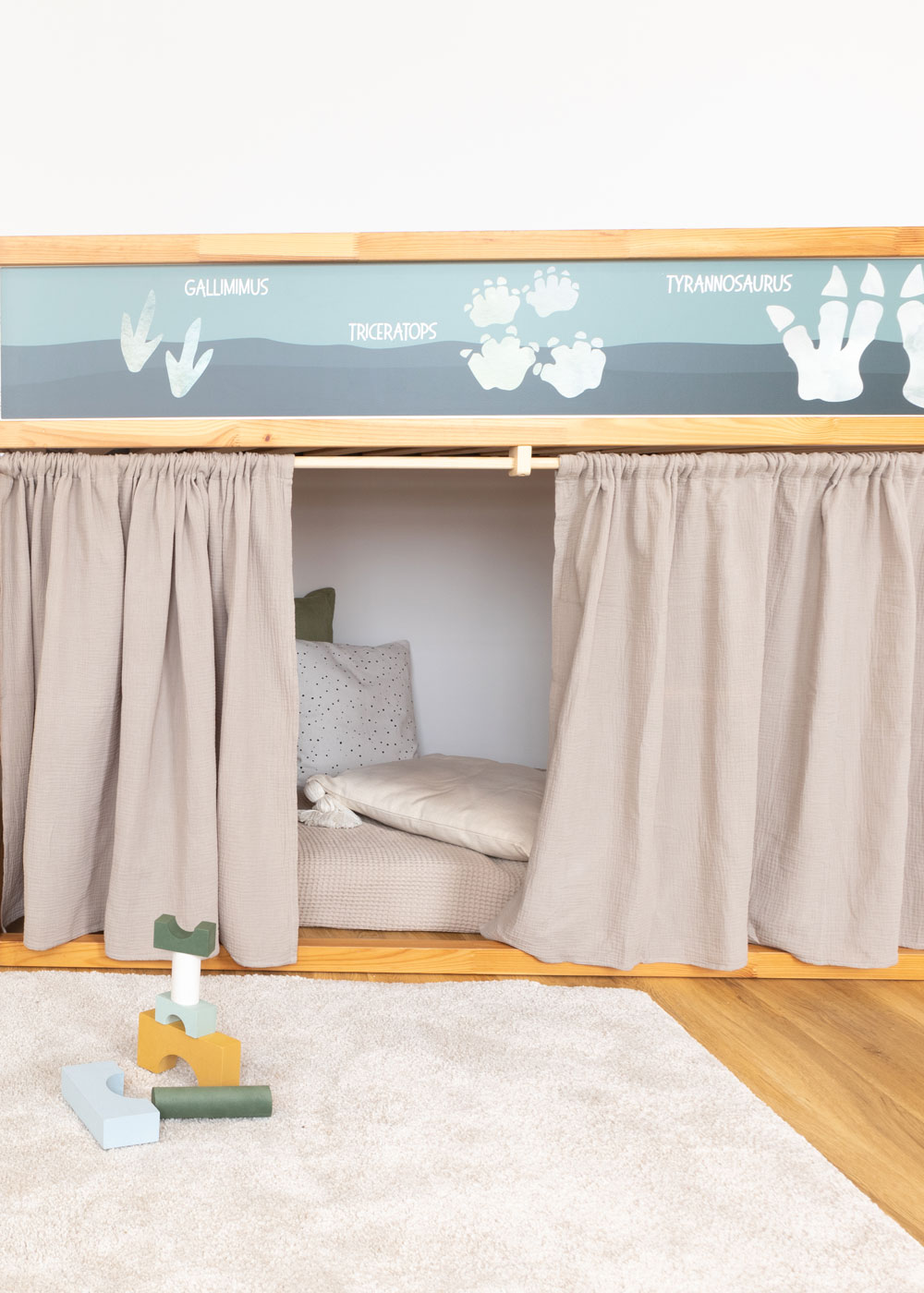 klebefolie ikea kura hochbett dinosaurier gruen 9 klebefolie ikea kura hochbett dinosaurier gruen 9