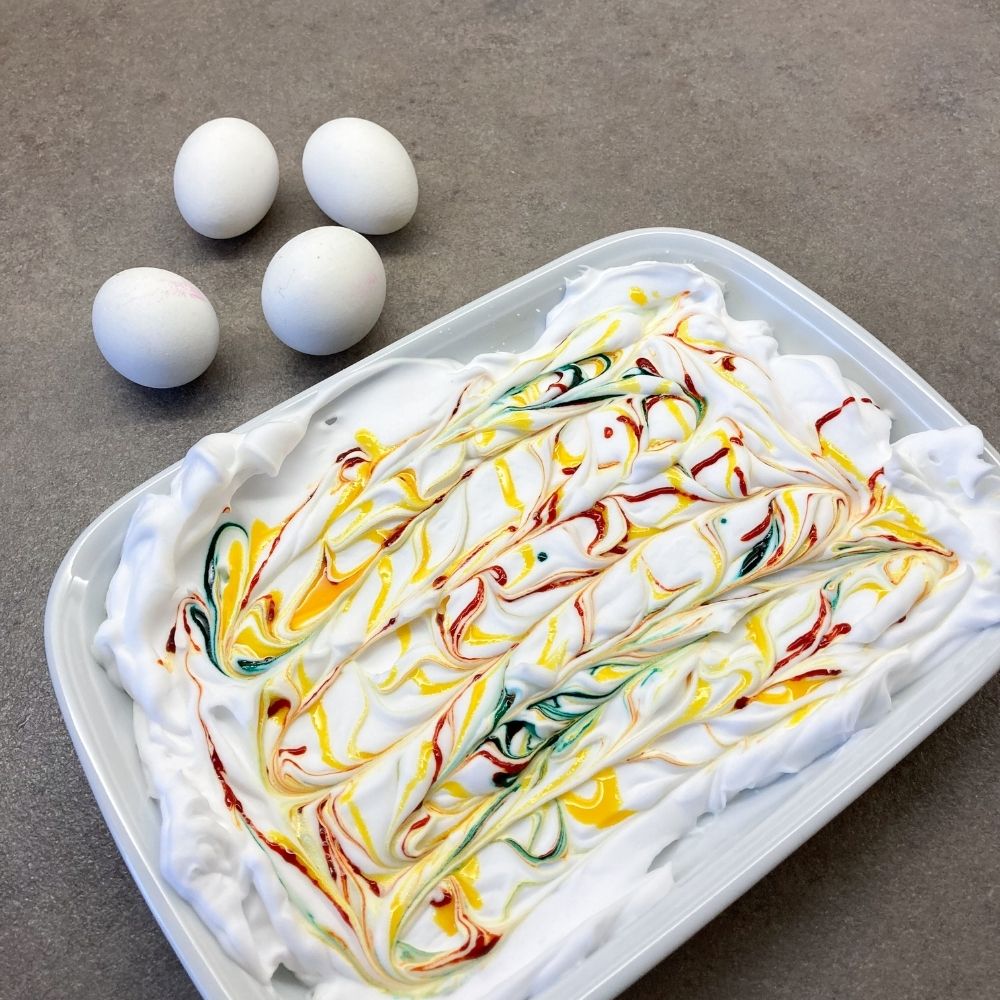 Eier färben mit Rasierschaum