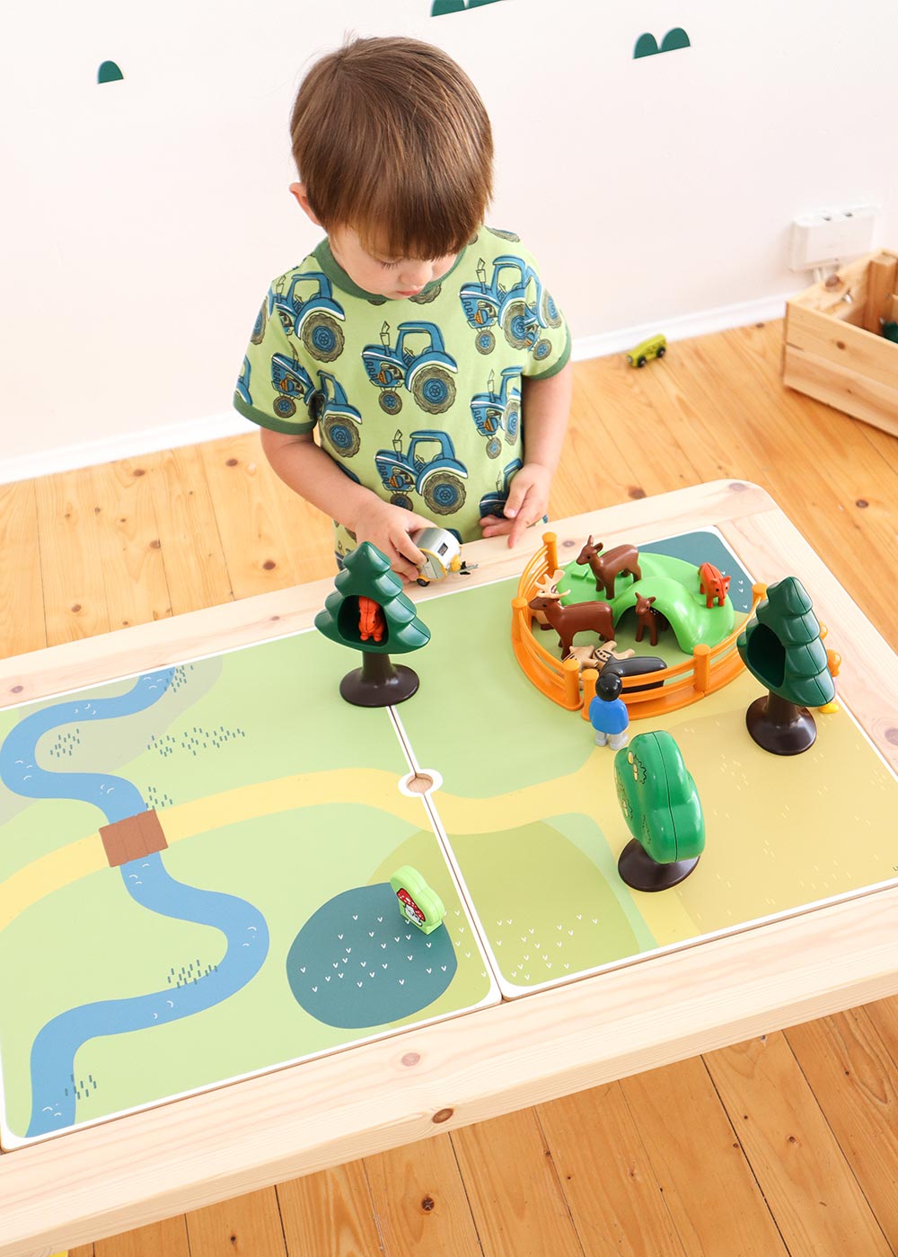 Ikea Flisat Kindertisch Spielwiese Teilansicht Wald