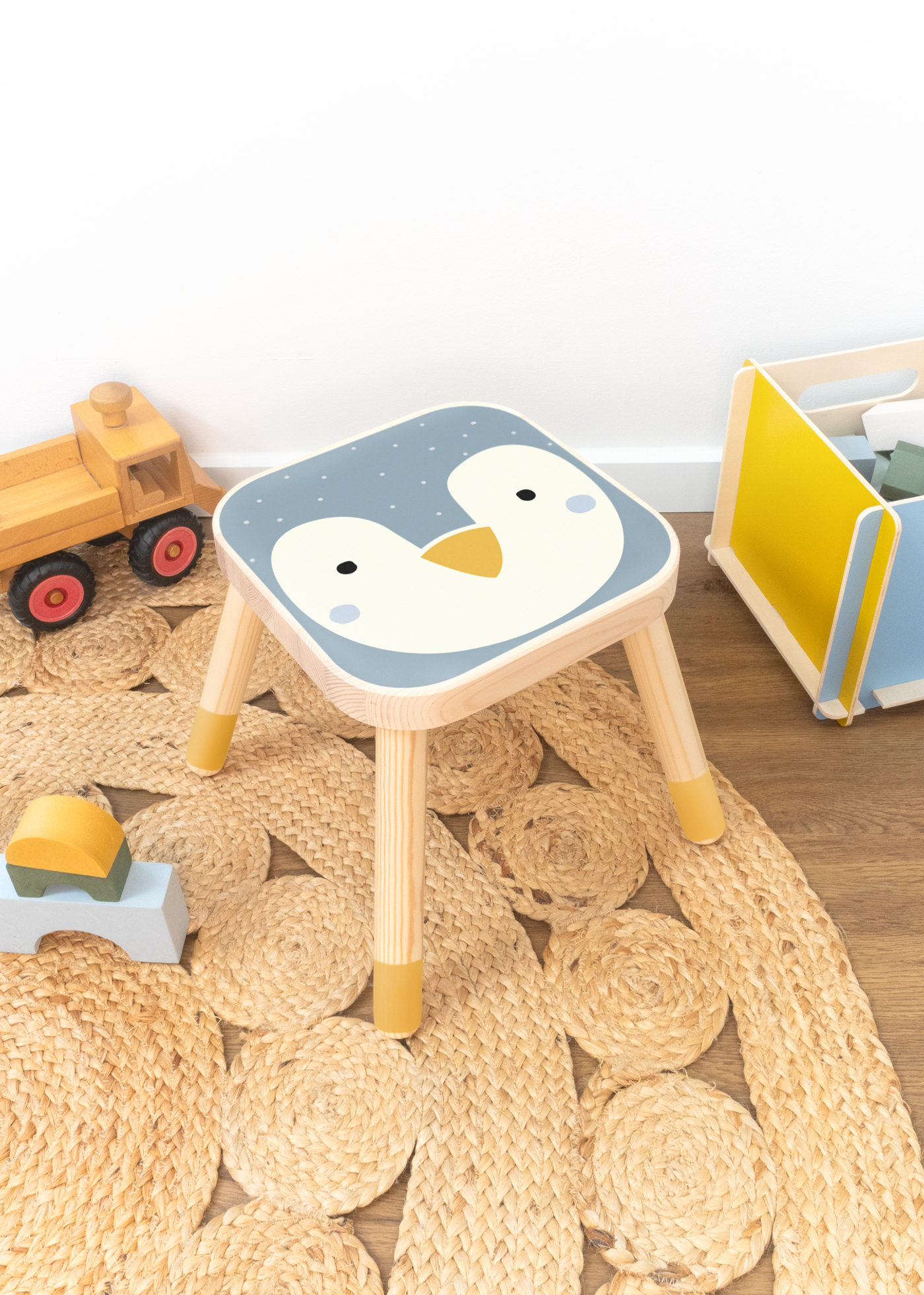 klebefolie ikea flisat kinderhocker tierig pinguin 02