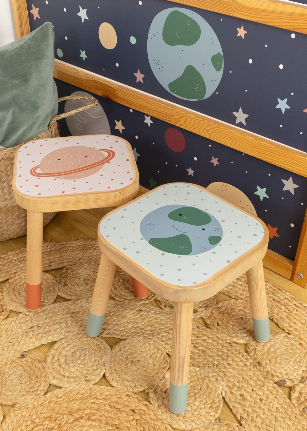 klebefolie ikea flisat kinderhocker unendlig erde 5 klebefolie ikea flisat kinderhocker unendlig erde 5