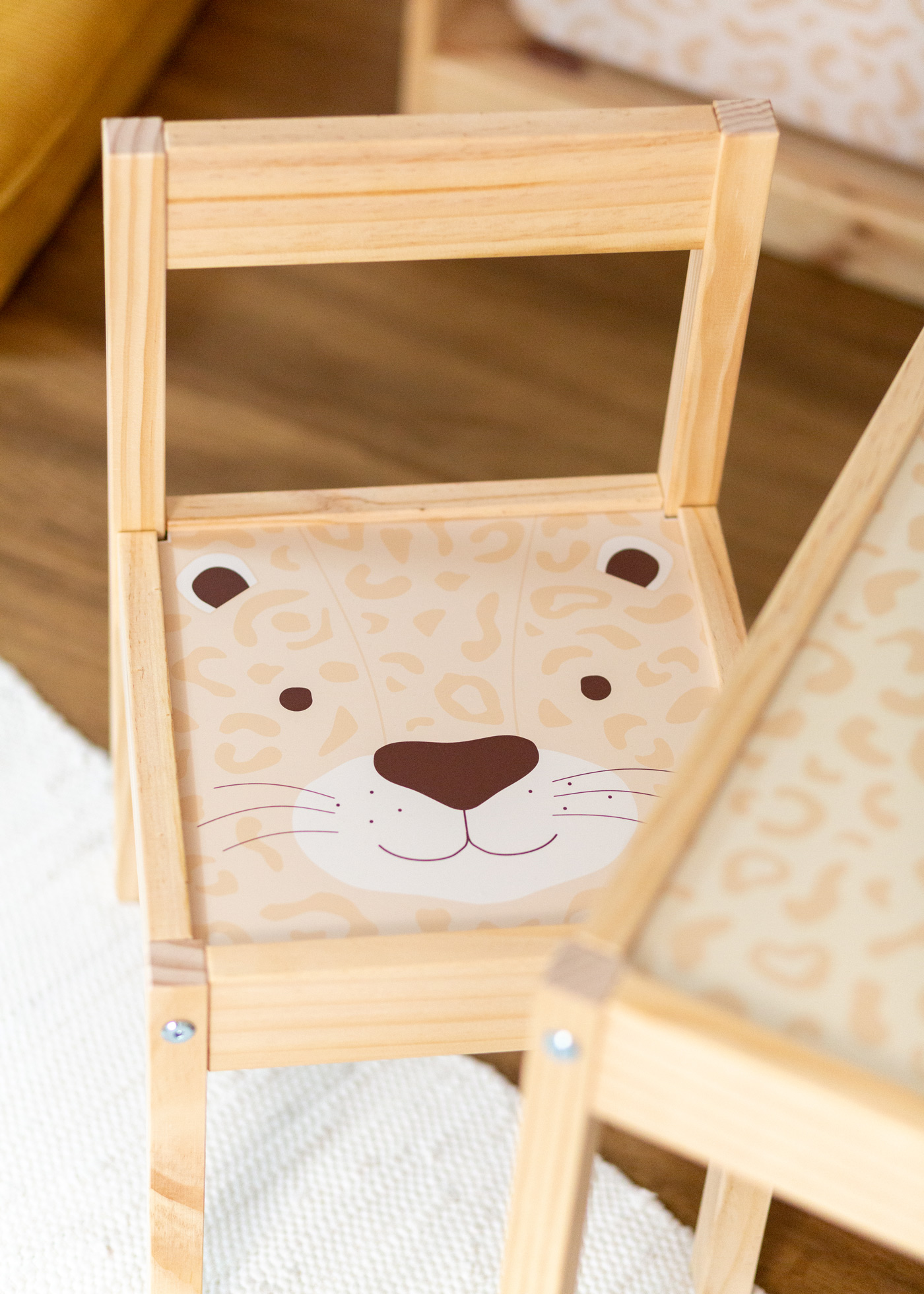 klebefolie ikea laett kinderstuhl tierig leo 0 klebefolie ikea laett kinderstuhl tierig leo 0