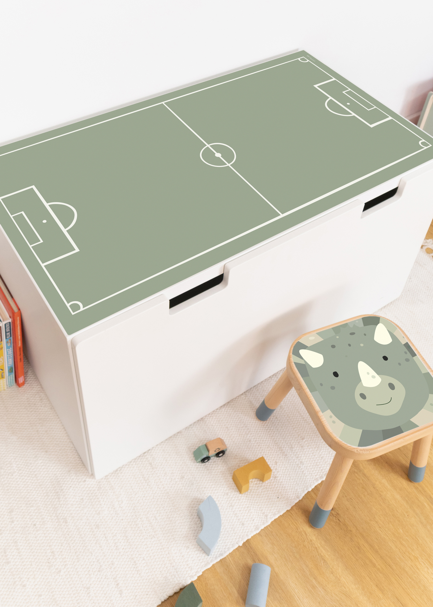 Ikea Smastad Klebefolie als Fußball Deko für dein Fußball Kinderzimmer als Fußballzimmer Deko mit Fußballmotiven passend für die Fußball EM Ikea Smastad Klebefolie als Fußball Deko für dein Fußball Kinderzimmer als Fußballzimmer Deko mit Fußballmotiven passend für die Fußball EM