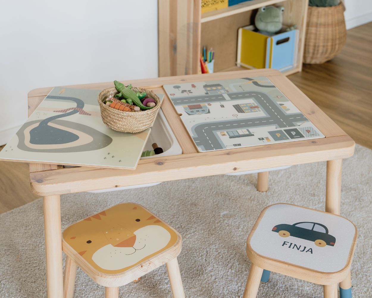 Multifunktionstisch Spielwiese und Stadt Multifunktionstisch Spielwiese und Stadt