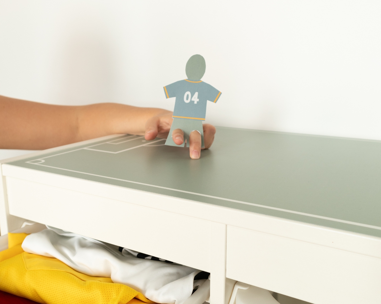 Football party in the children's room