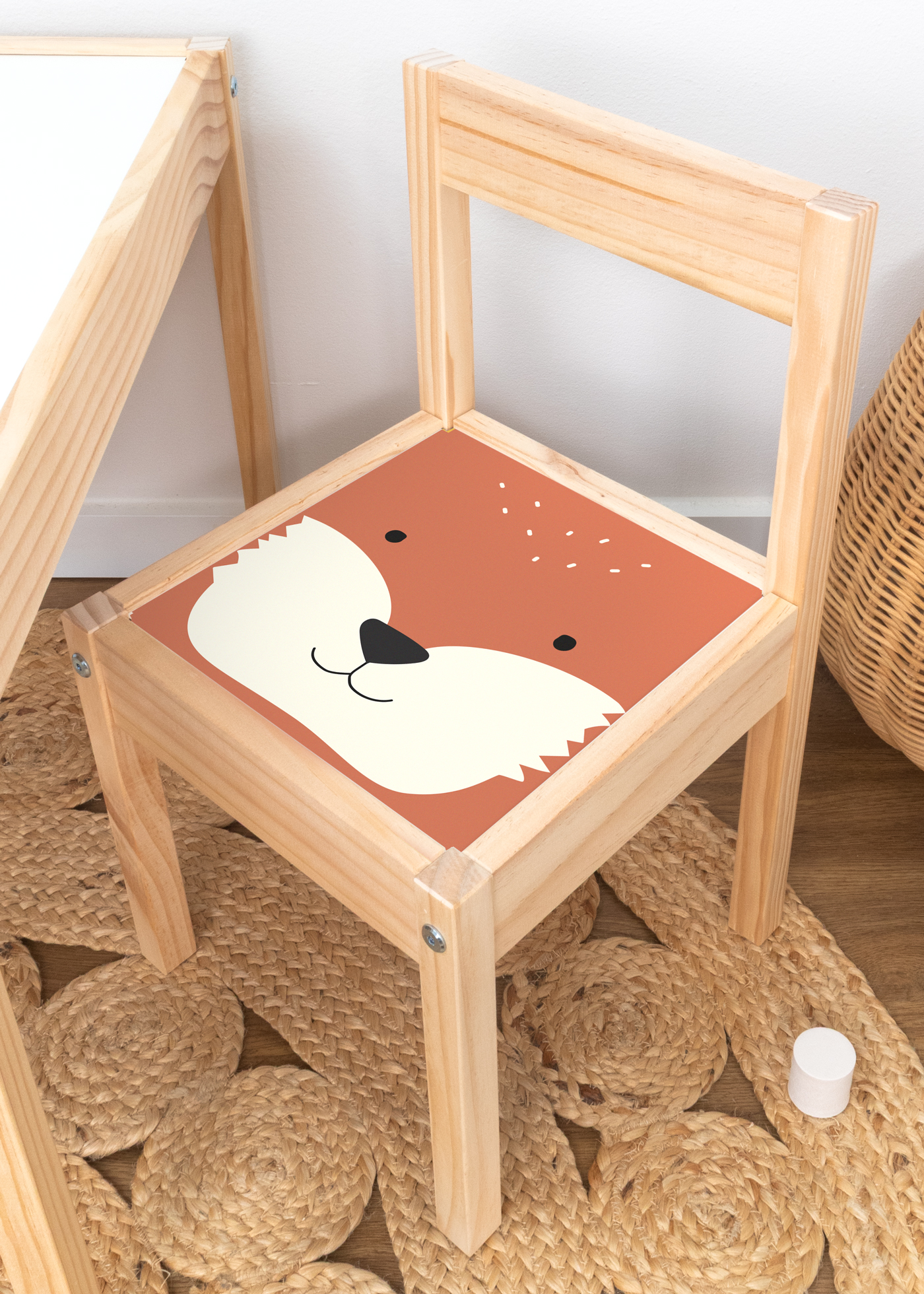 klebefolie-ikea-laett-kinderstuhl-tierig-fuchs-00