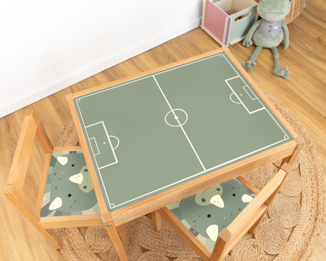 Fußball-Deko und Fußball-Zubehör für das Fußball Kinderzimmer mit passenden Klebefolien mit Fußallmotiven für dein Kinderzimmer Fußball