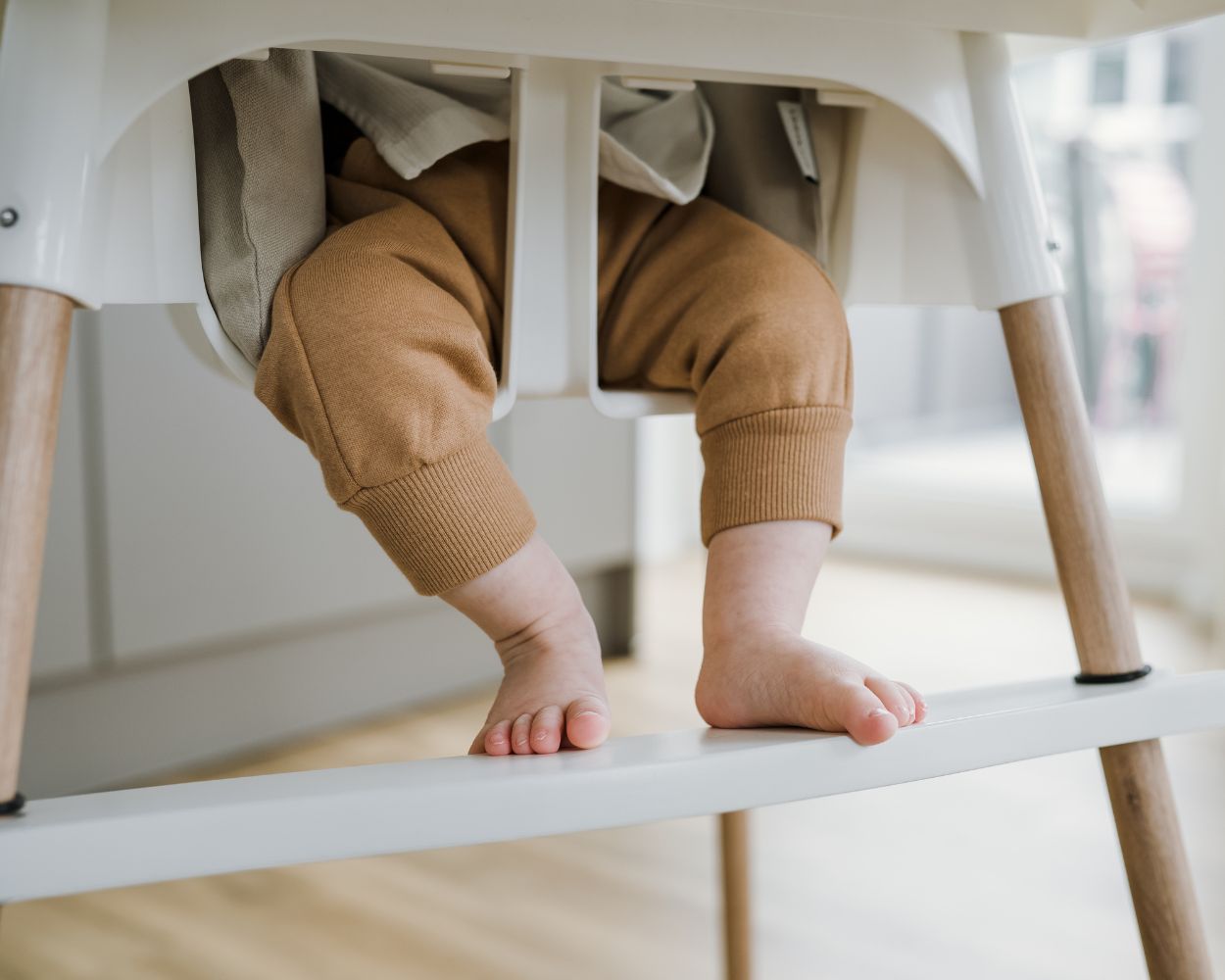 Ikea highchair best sale footrest hack