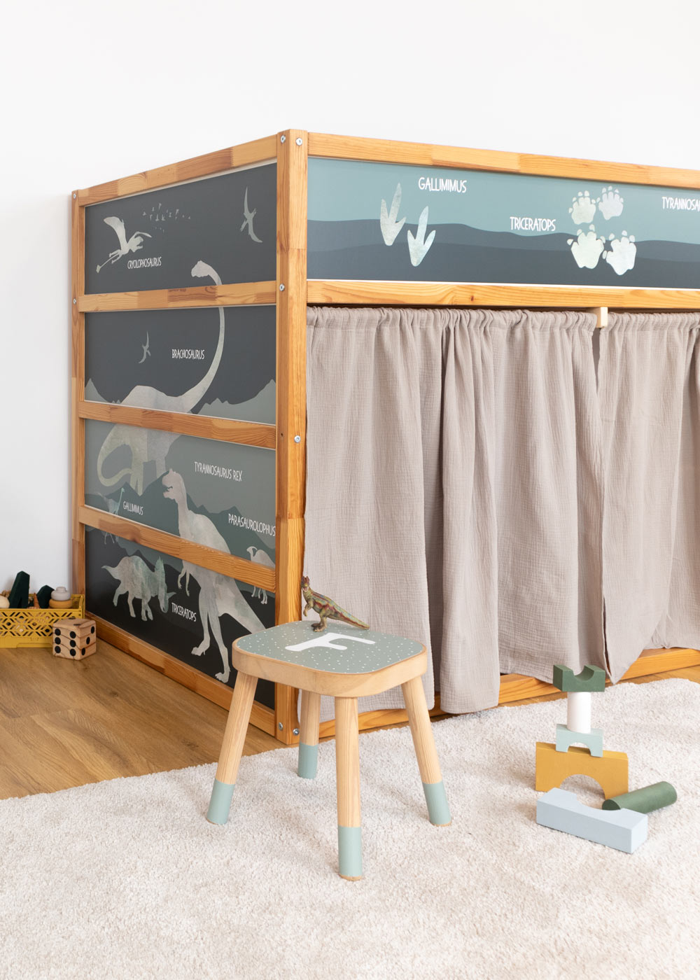 klebefolie ikea kura hochbett dinosaurier gruen 5 klebefolie ikea kura hochbett dinosaurier gruen 5