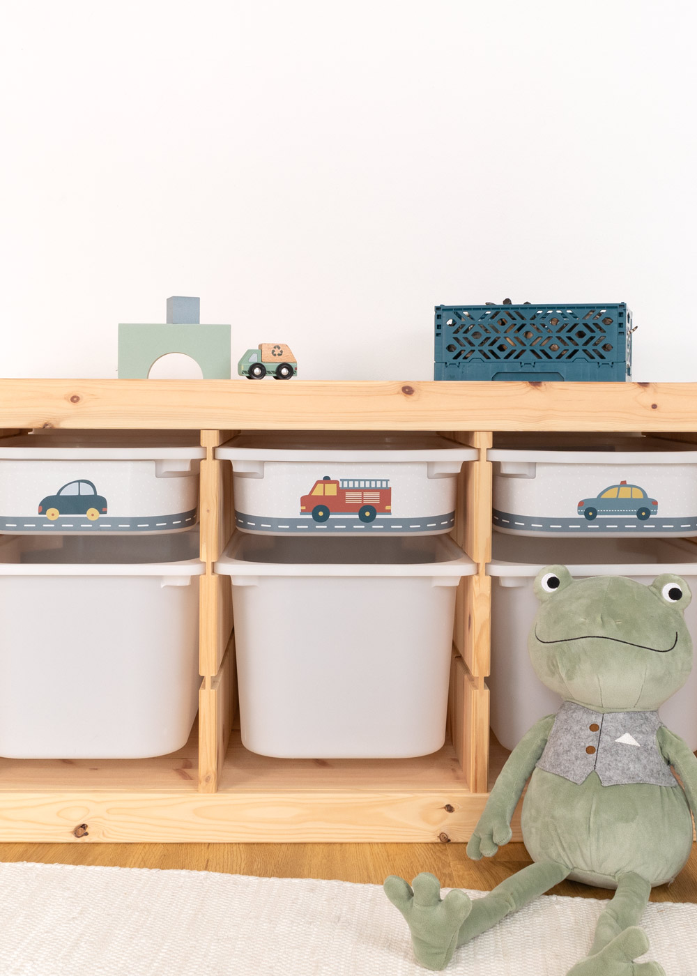 Klebefolien mit Automotiv für Ikea Trofast Boxen Trofast Ikea Aufbewahrungsboxen mit Limmaland Klebefolie mit Automotiven verschönern