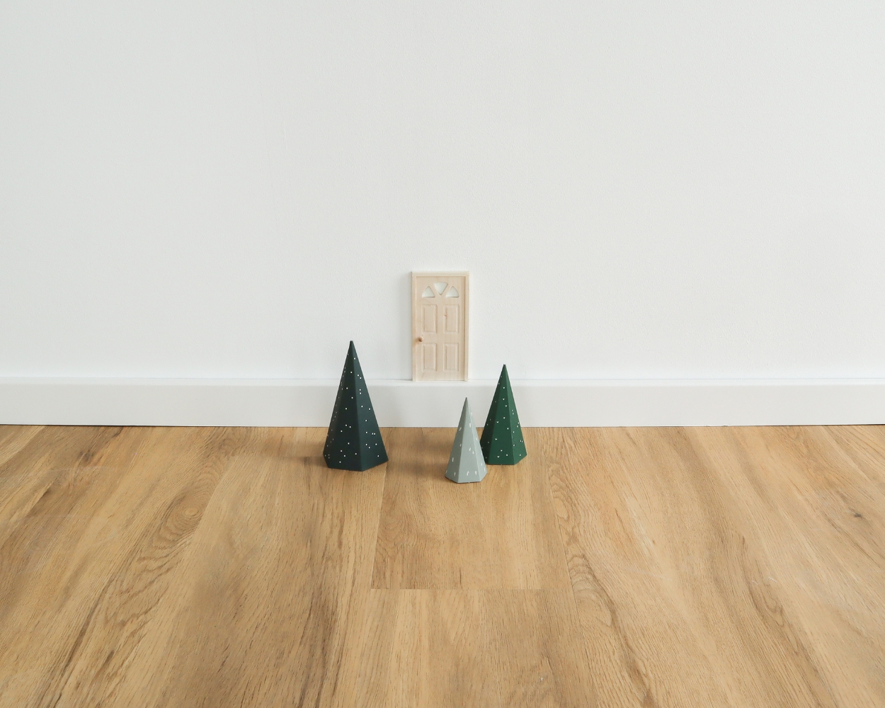 Wichtel Einzug Scandinavian elf vs Elf on the Shelf ® - Which Christmas tradition suits you best? 🎄✨