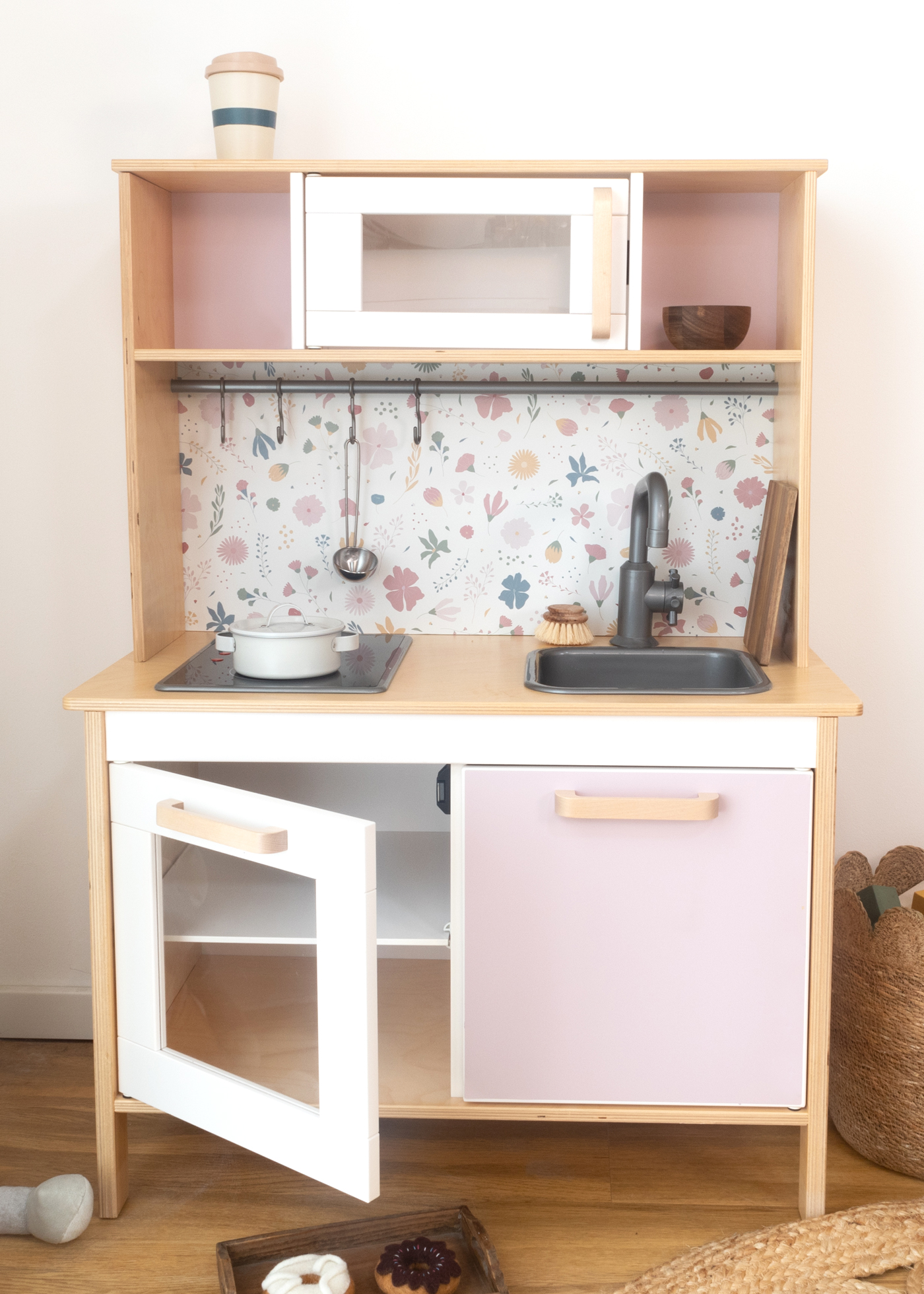 Klebefolie für IKEA Duktig Kinderküche in modernem Design Rosa