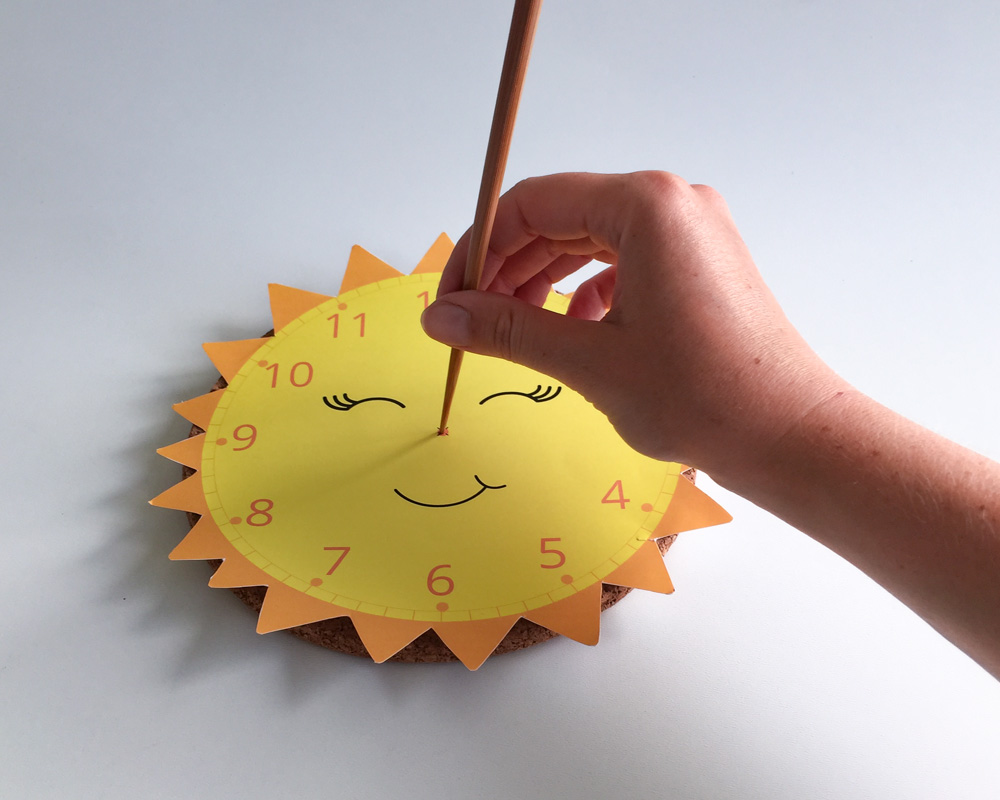 Sonnenuhr basteln  Sonnenuhr basteln