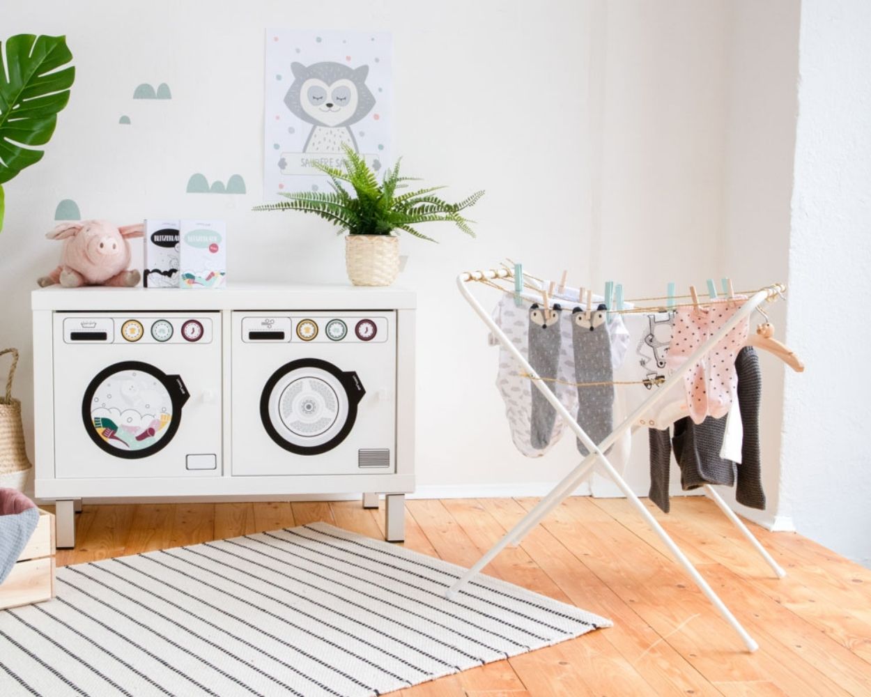 Montessori Waschmaschine mit Wäscheständer