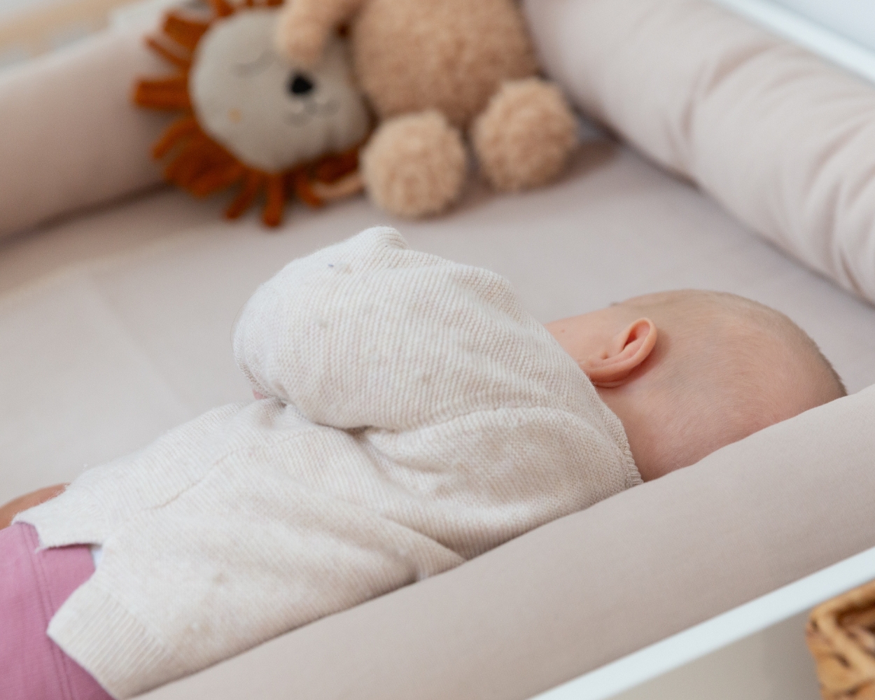 Praktischer Wickelaufsatz für HEMNES