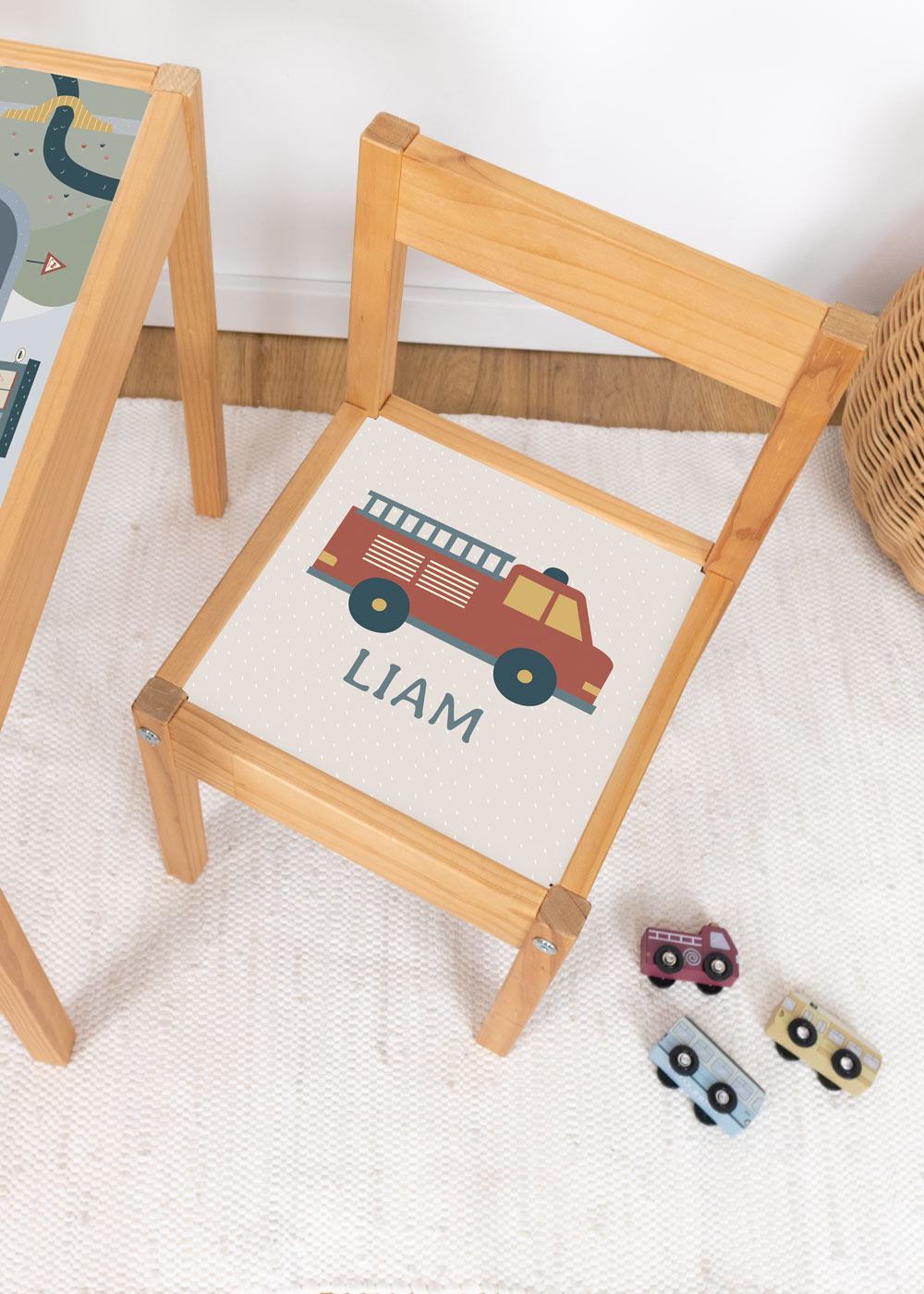 Feuerwehr Klebefolie für Ikea Lätt Kinderhocker personalisierbar Feuerwehr Klebefolie für Ikea Lätt Kinderhocker personalisierbar