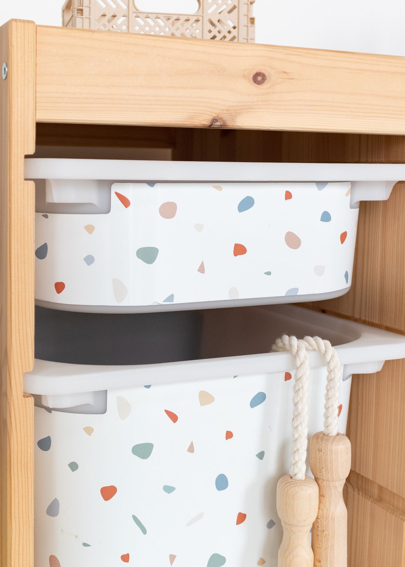 Buntes Terrazzo Muster für IKEA TROFAST Regal Buntes Terrazzo Muster für IKEA TROFAST Regal